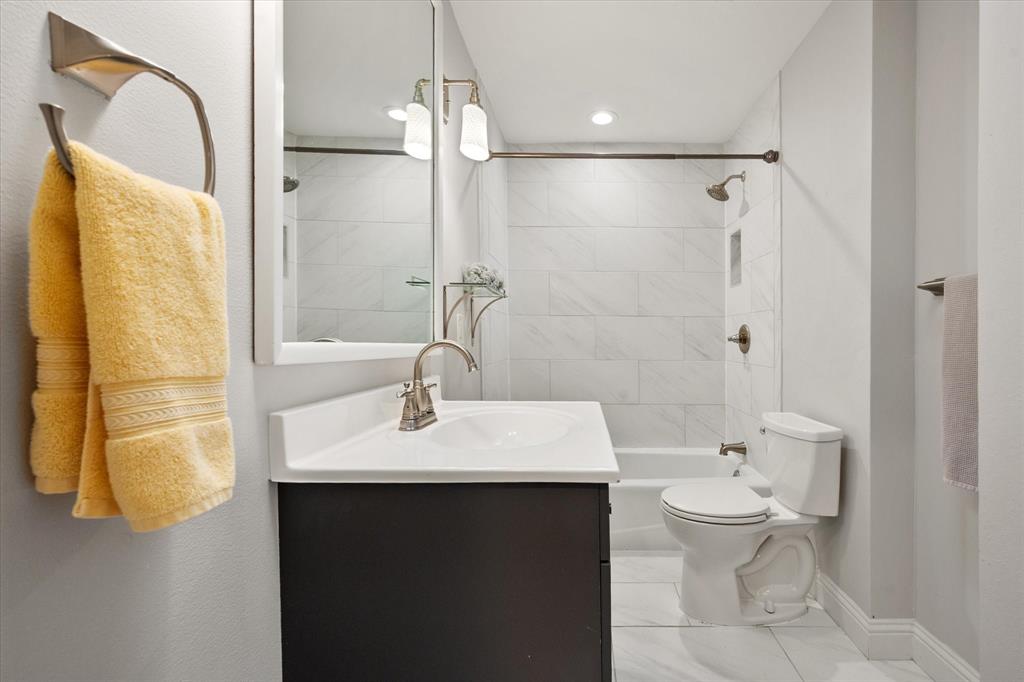 Country Club Heights - Residential