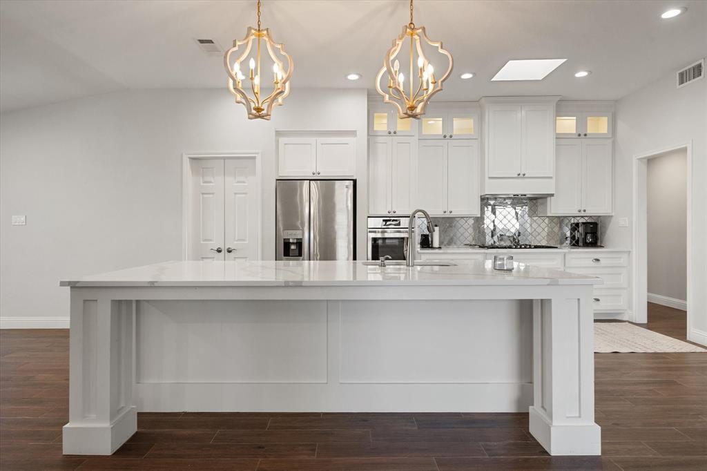 Country Club Heights - Residential