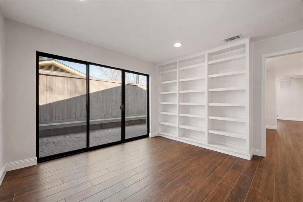 Country Club Heights - Residential