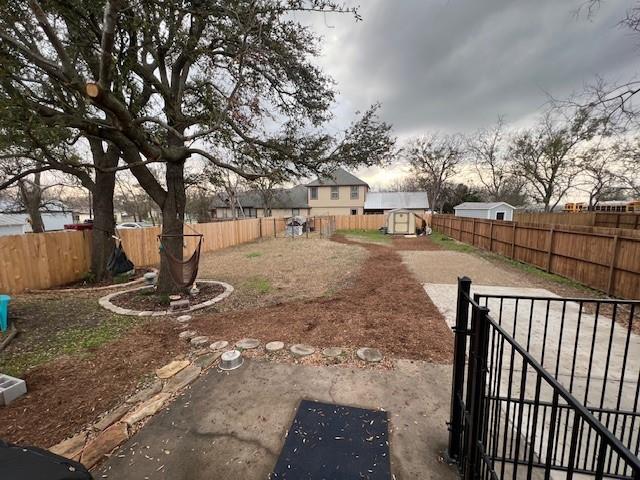 Farmersville, Texas 75442, United States, 3 Bedrooms Bedrooms, ,2 BathroomsBathrooms,Residential,Pending,7203