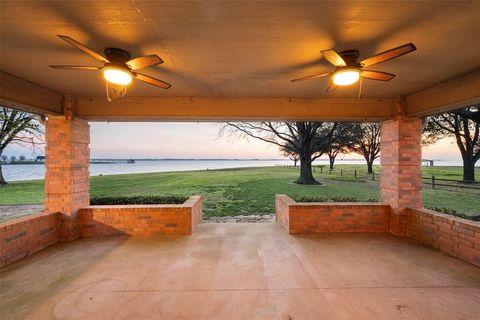 A home in Corsicana