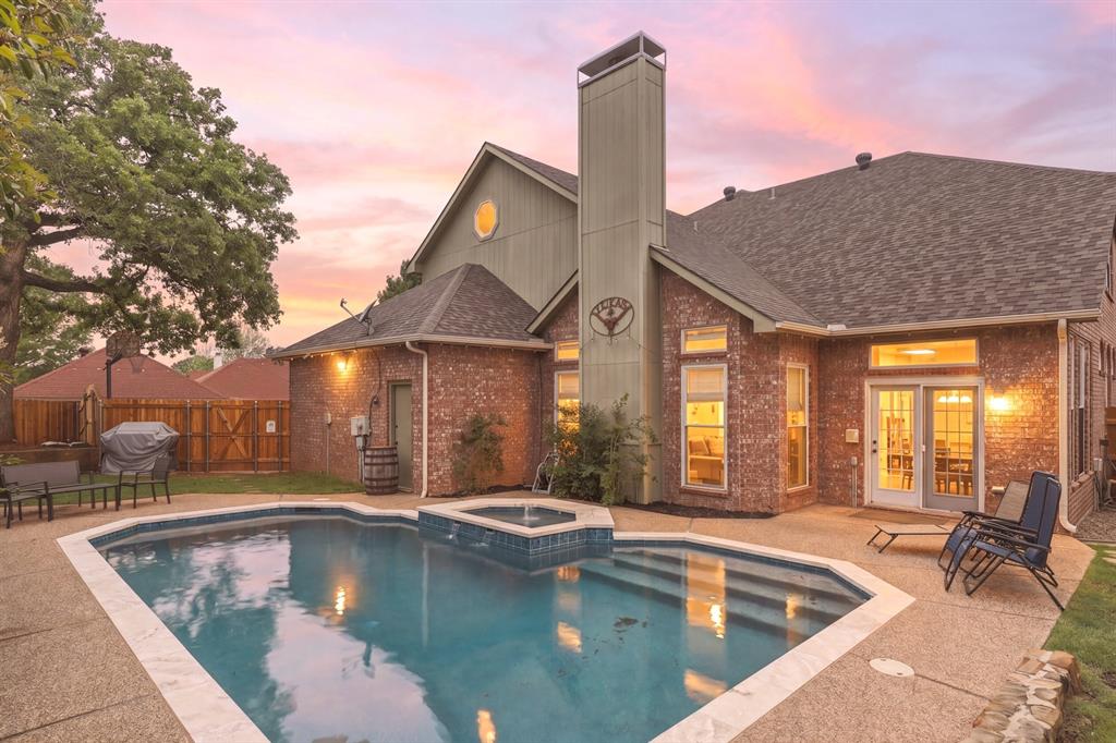 7612 Oak Knoll Drive