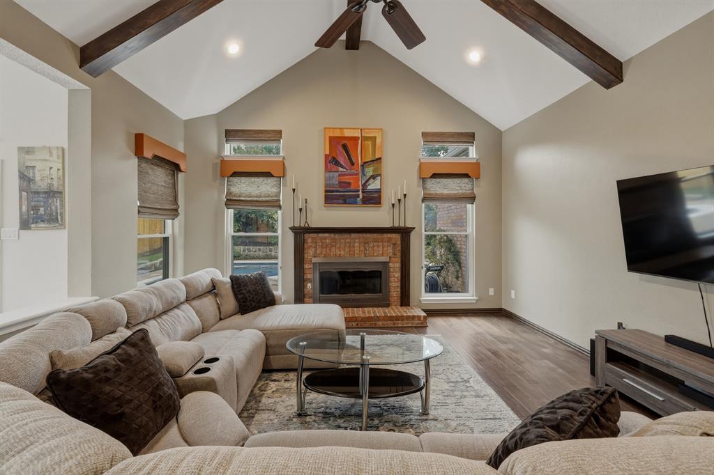 7612 Oak Knoll Drive