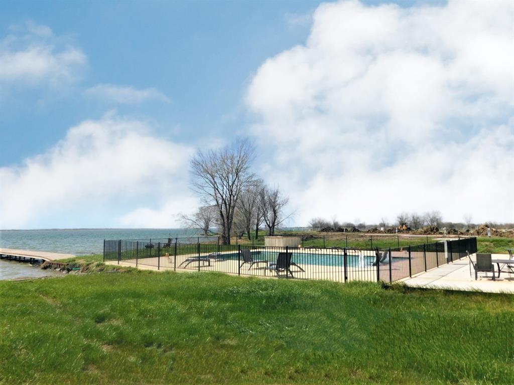 Peninsula Point - Land