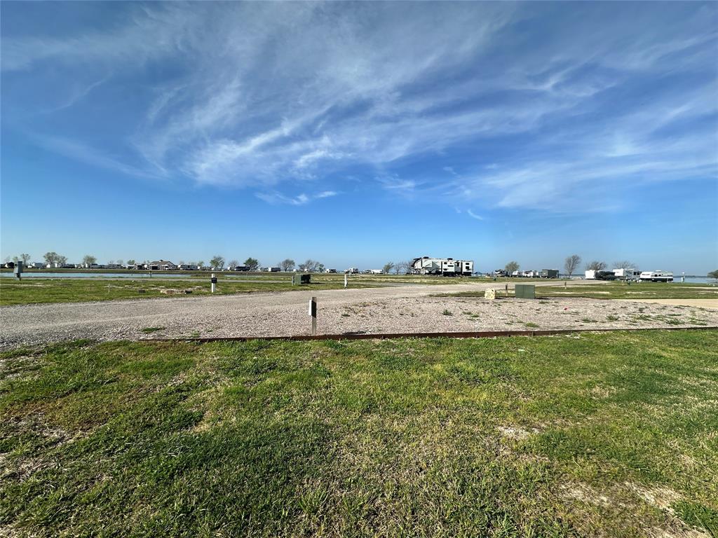 Peninsula Point - Land