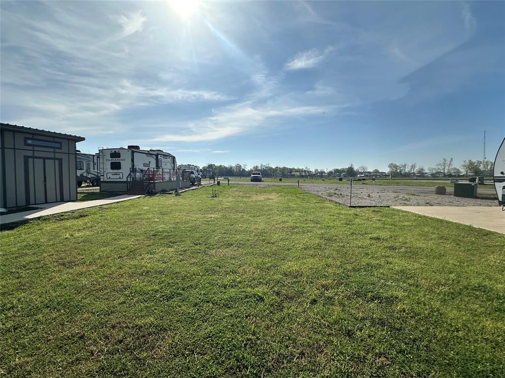 Peninsula Point - Land