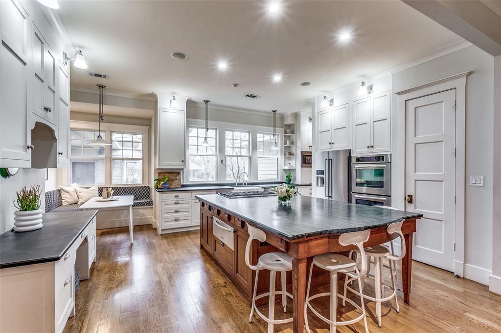 Casa Linda Estates - Residential