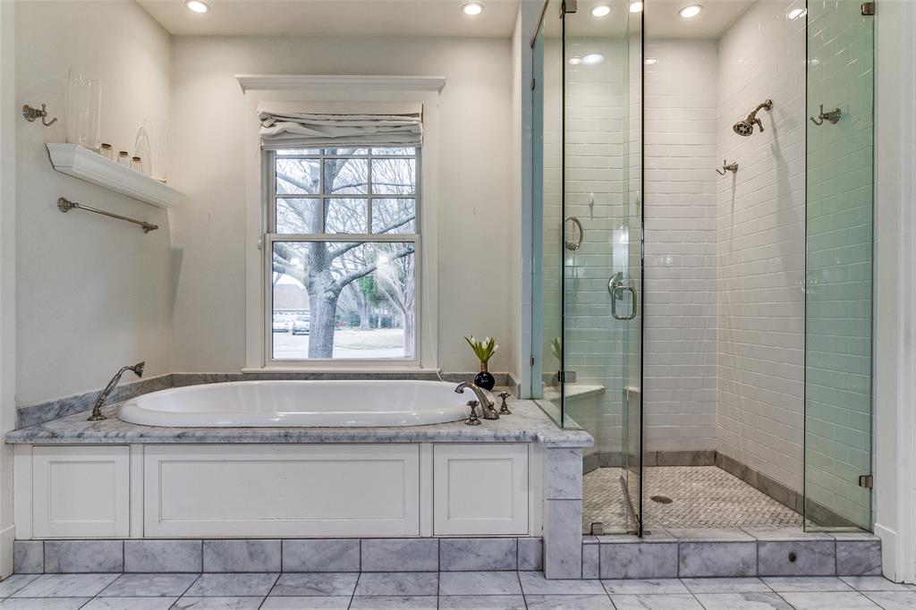 Casa Linda Estates - Residential