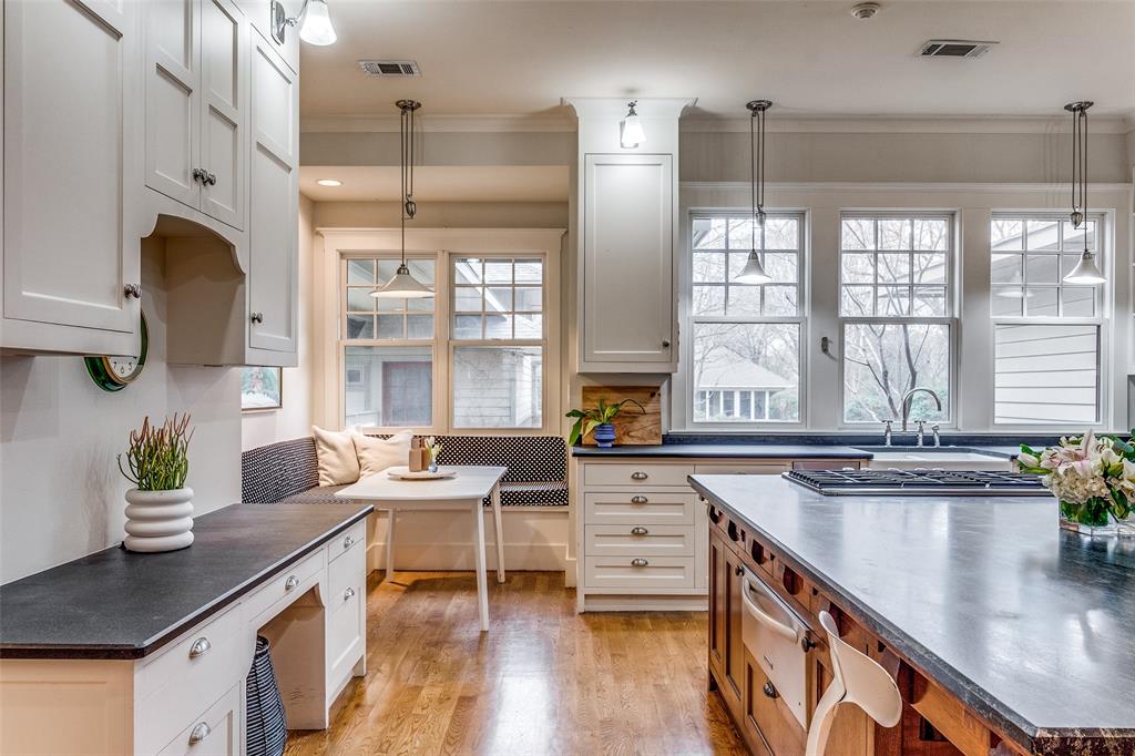 Casa Linda Estates - Residential