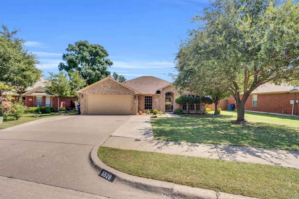 5528 Nuthatch Street