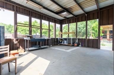 125 N Highway 171