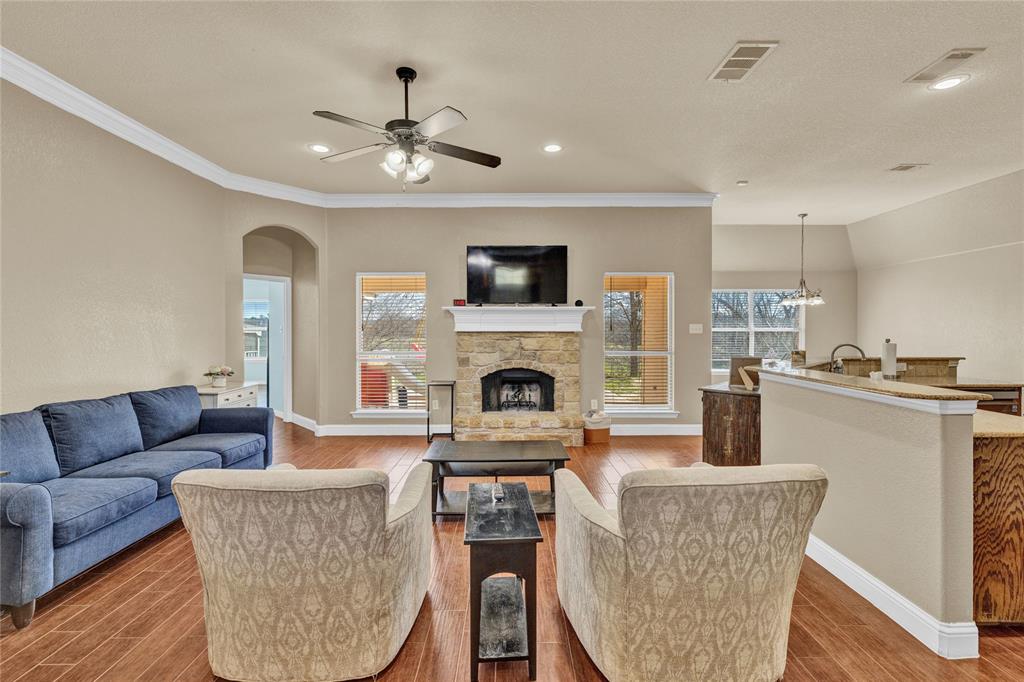 214 Willow Creek Drive