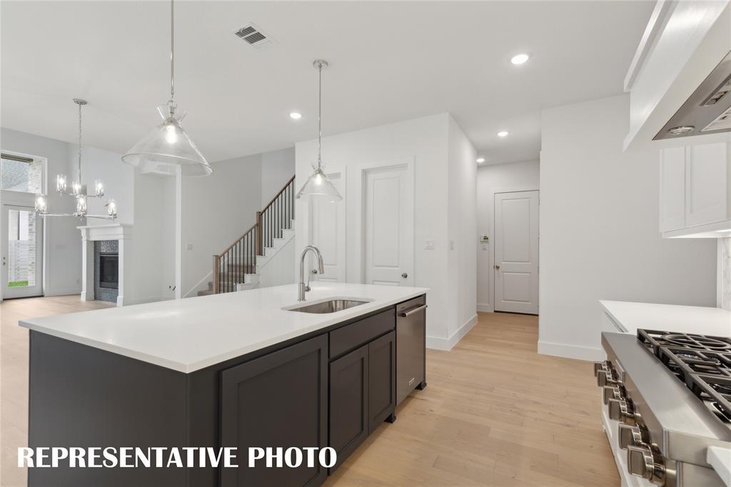 Painted Tree Lakeside South 50s - Residential