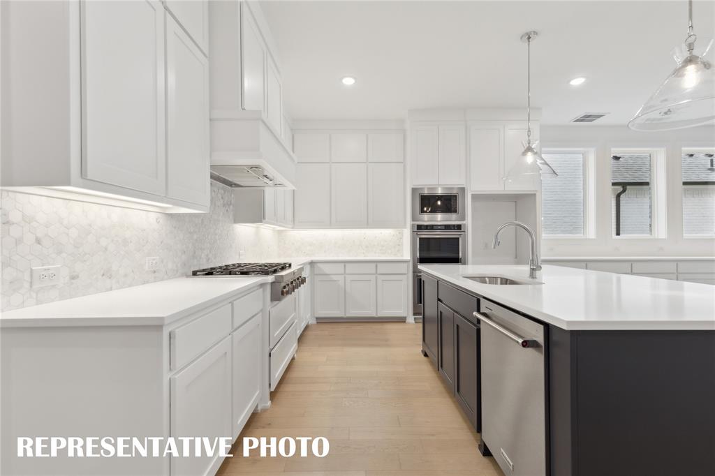 Painted Tree Lakeside South 50s - Residential