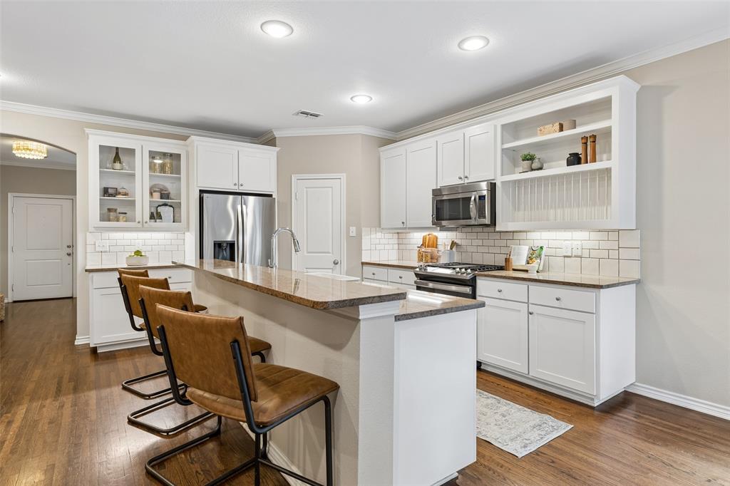 4713 Pershing Avenue