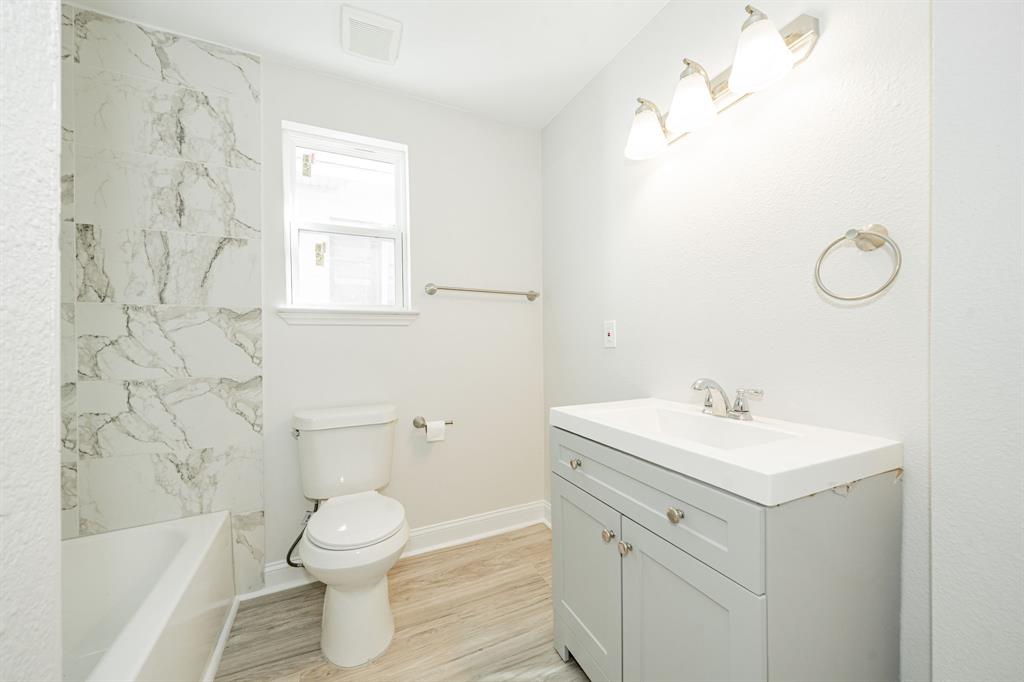 Orig Town Of Greenville - Residential