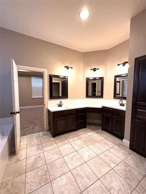 Bay Lakes North - Residential Lease