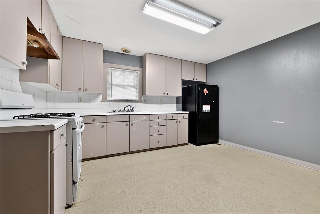 Ll Harrisons Sunrise Add - Residential