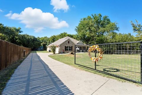 104 Candis Court Springtown TX 76082