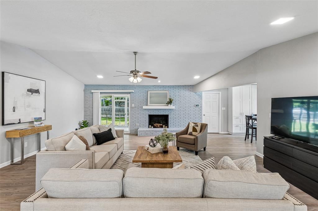 Glen Oaks - Residential