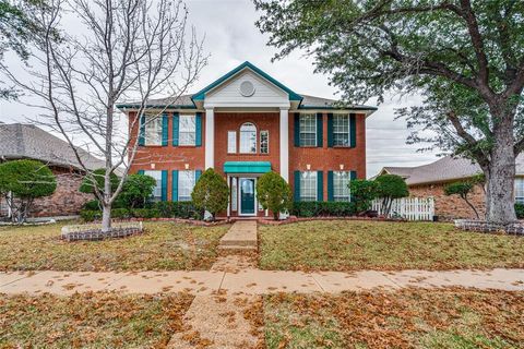 Photo of 4210 Stonecastle Drive, Garland, TX 75044 (MLS # 21165367)