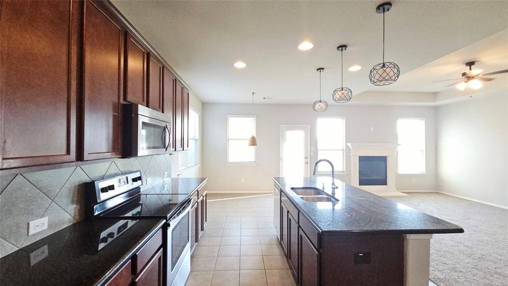 Rolling Meadows East - Residential Lease