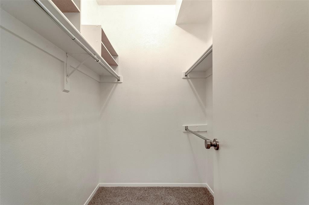 Cobblestone Condo - Residential