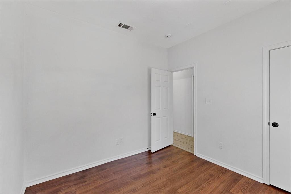 Russell Realty Companys 02 E - Residential