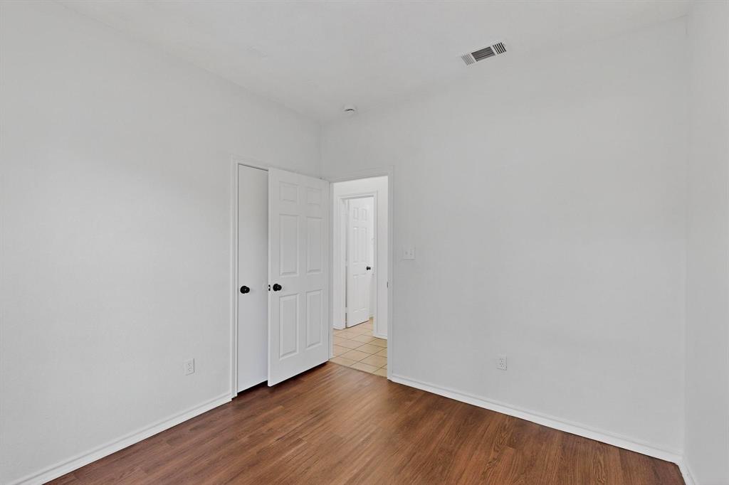 Russell Realty Companys 02 E - Residential