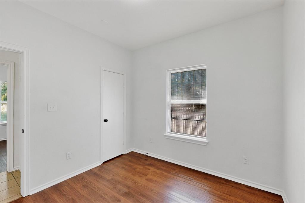 Russell Realty Companys 02 E - Residential