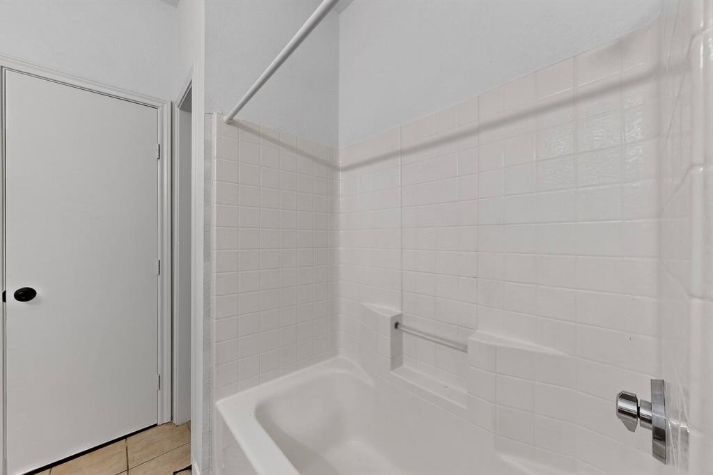 Russell Realty Companys 02 E - Residential