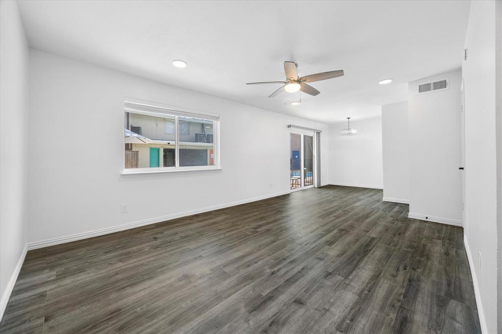 4011 Cole Avenue 111