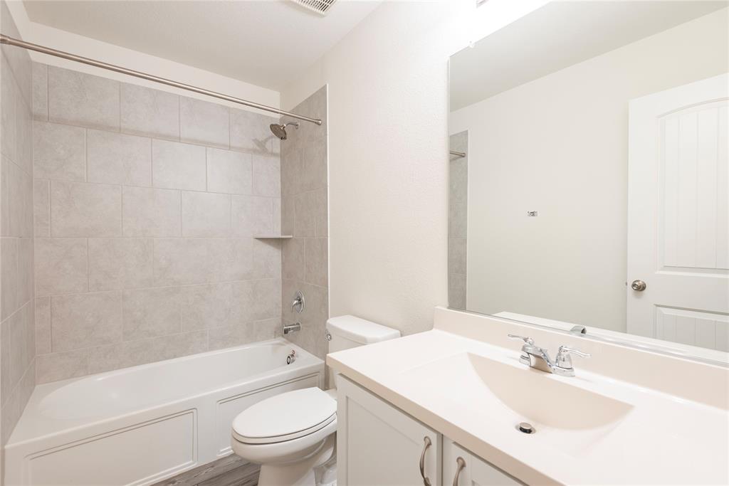 Hillstone Pointe Wes - Residential