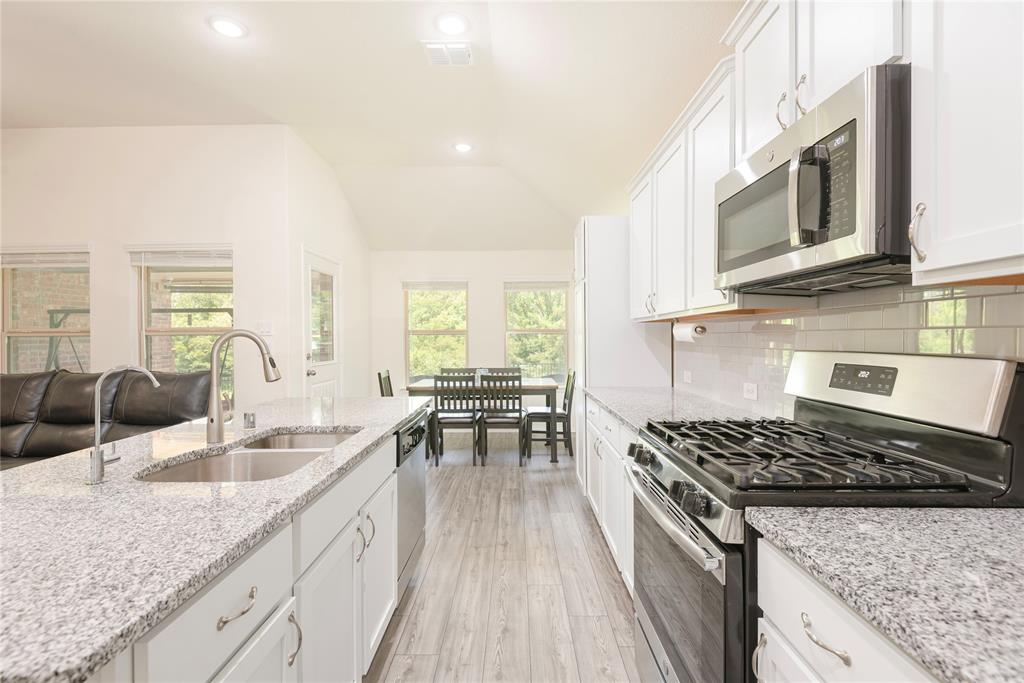 Hillstone Pointe Wes - Residential