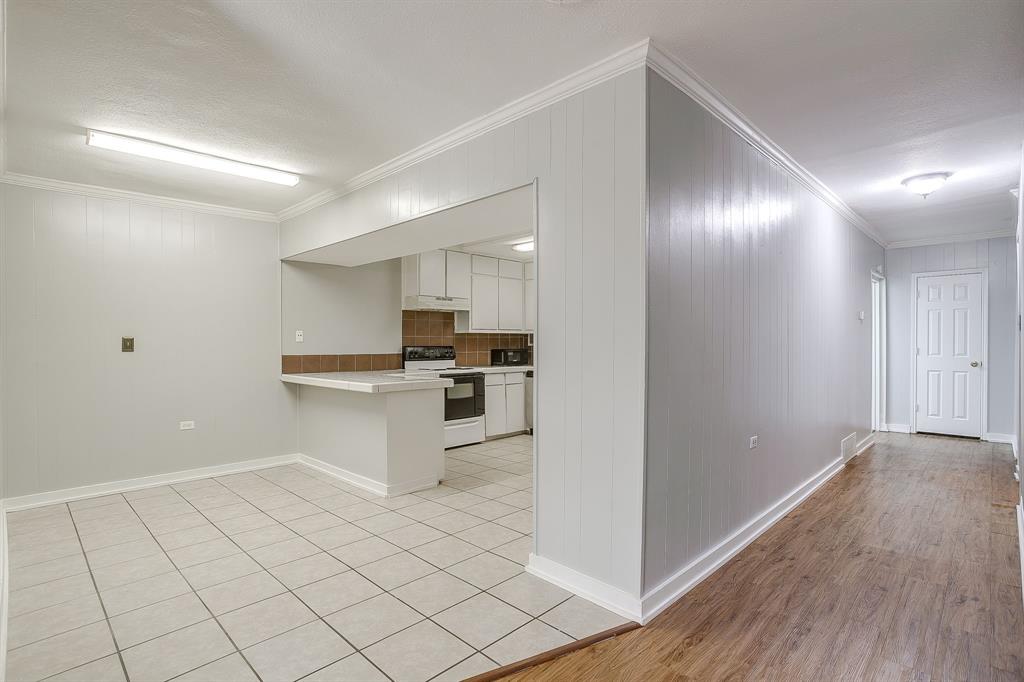 Chamberlain Arlington Heights 1st - Residential Lease