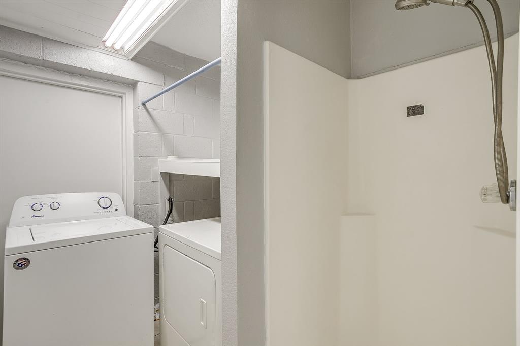 Chamberlain Arlington Heights 1st - Residential Lease