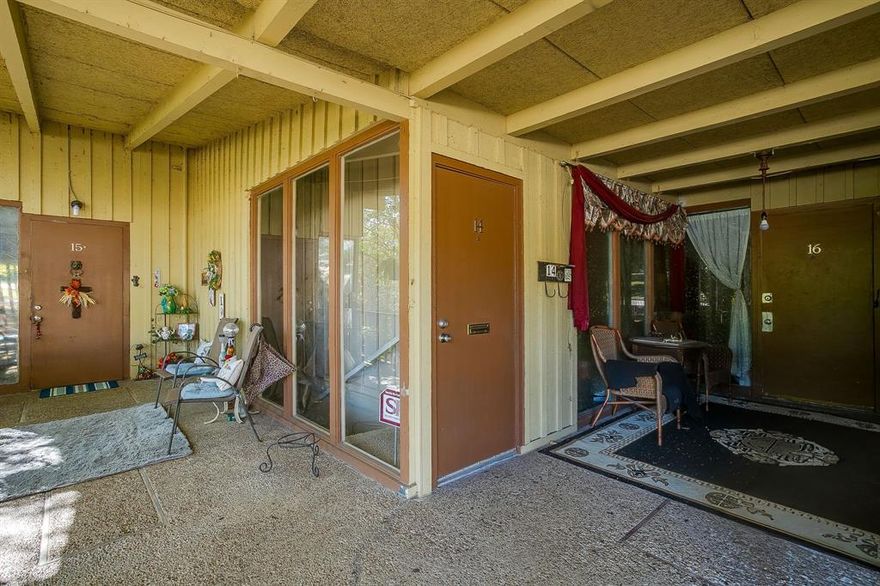 This delightful one-bedroom apartment in the heart of Fort Worth offers a serene retreat with 900 sq ft of thoughtfully designed living space. The spacious layout provides an open canvas for your personalized touch, making it easy to create a comfortable and stylish home. This property’s prime location ensures you're never far from the vibrant pulse of the city, while still offering a tranquil escape to unwind. With public transport and major roadways nearby, commuting is a breeze, connecting you effortlessly to the broader Fort Worth area. Whether you're a professional seeking a convenient base or someone looking to downsize without compromising on comfort, this apartment meets all your needs. Discover the perfect balance of city living and personal sanctuary. Water, trash, sewage, & electricity are included in rent.