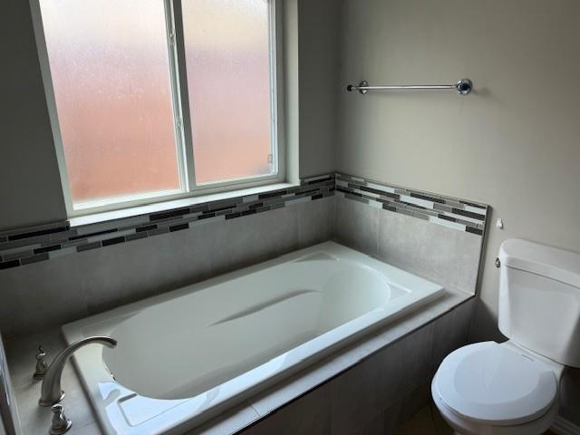 HIGHLANDS NORTH #01 - Residential Lease