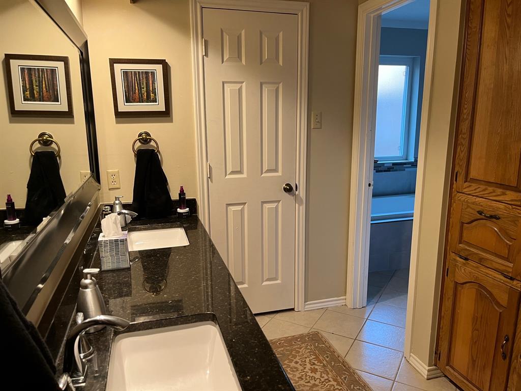 HIGHLANDS NORTH #01 - Residential Lease