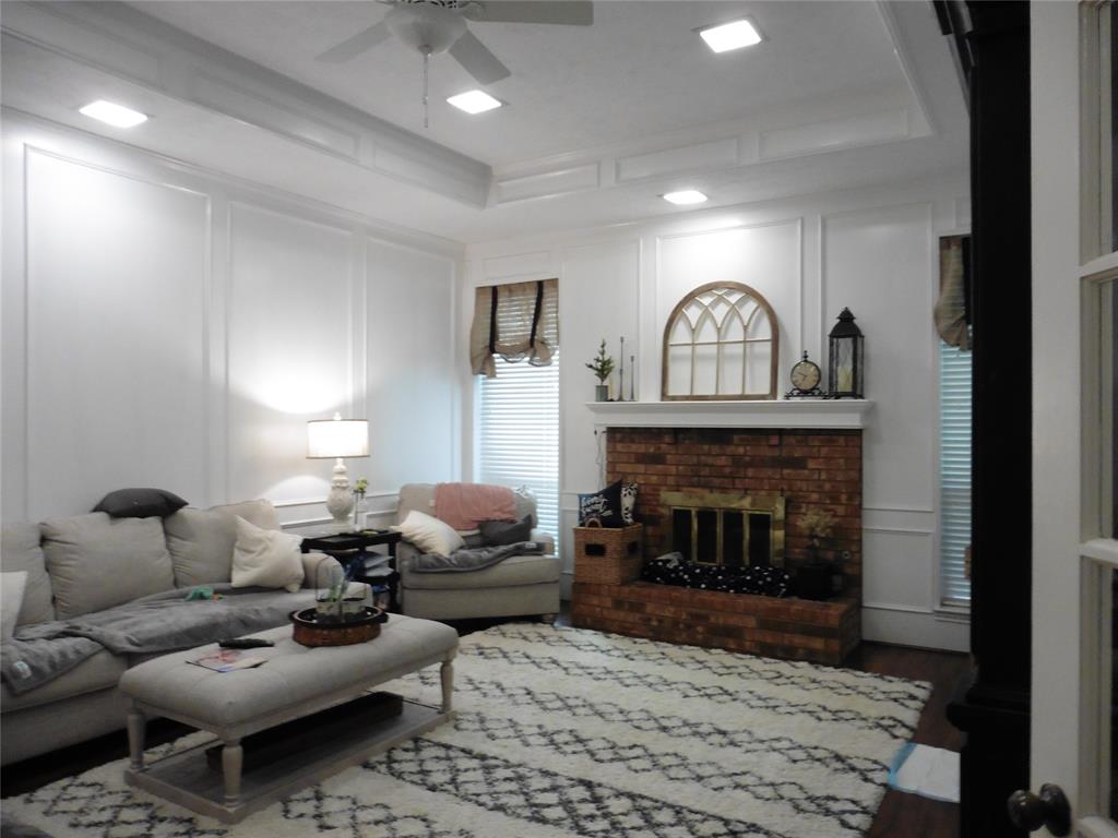 HIGHLANDS NORTH #01 - Residential Lease