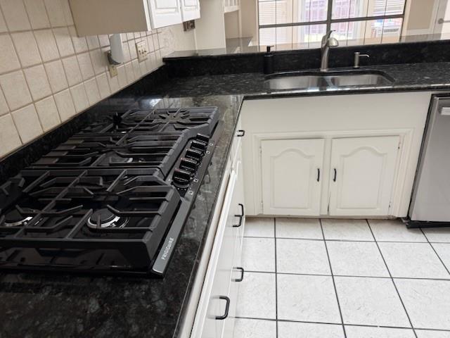 HIGHLANDS NORTH #01 - Residential Lease