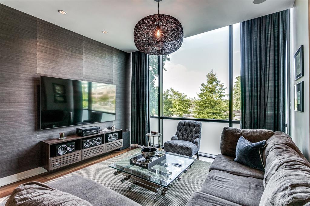 N Central Residences Condo - Residential