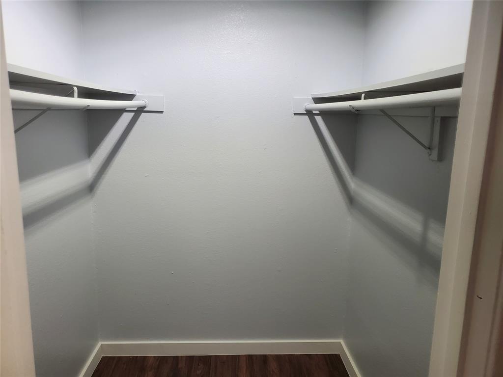 Creekbend Condo Ph 01-06 - Residential