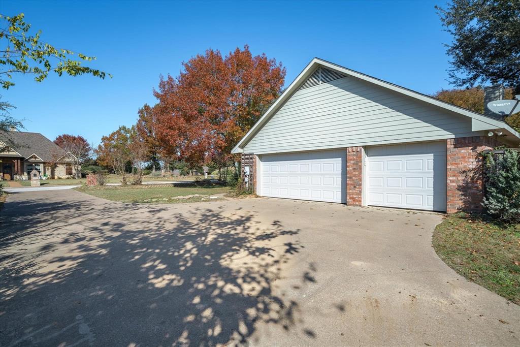 Lake Meadow - Residential