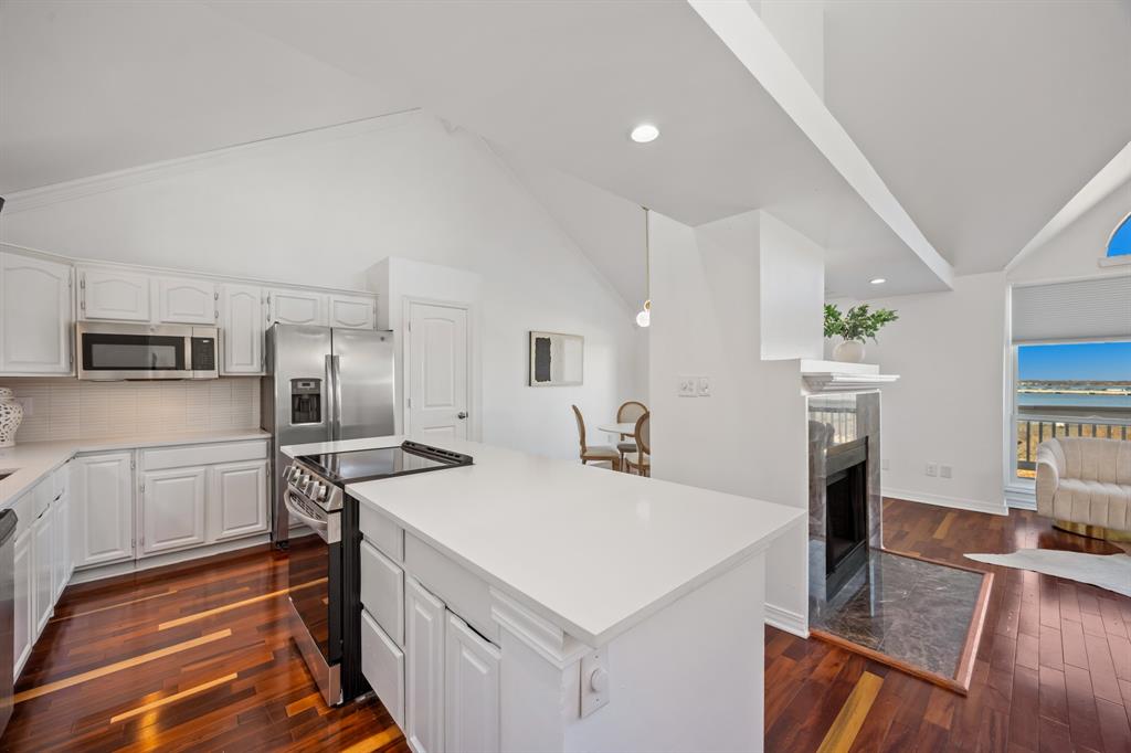 Chandlers Landing #18 - Residential