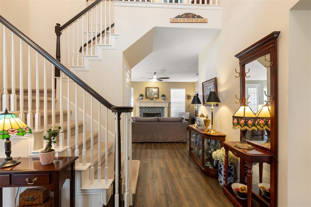 3625 Mackenzie Lane