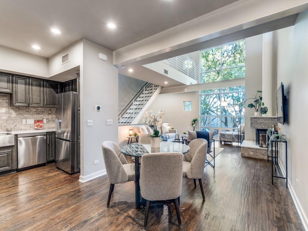 Parkwood Twnhms - Residential