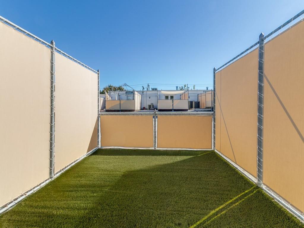 Parkwood Twnhms - Residential