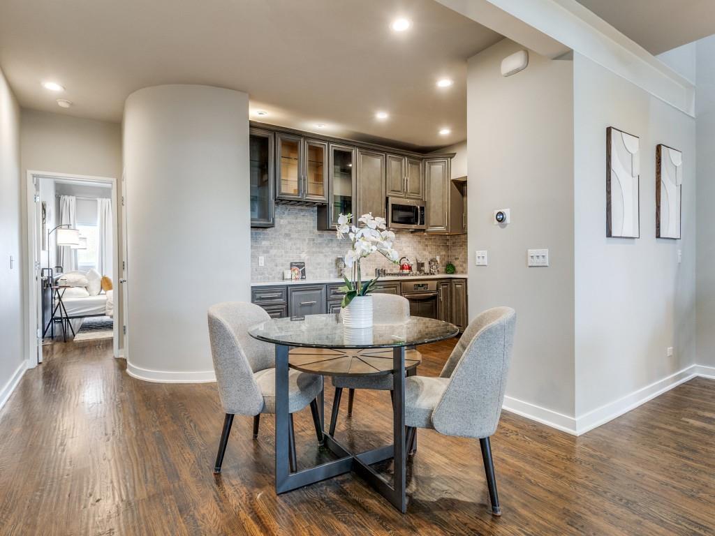 Parkwood Twnhms - Residential