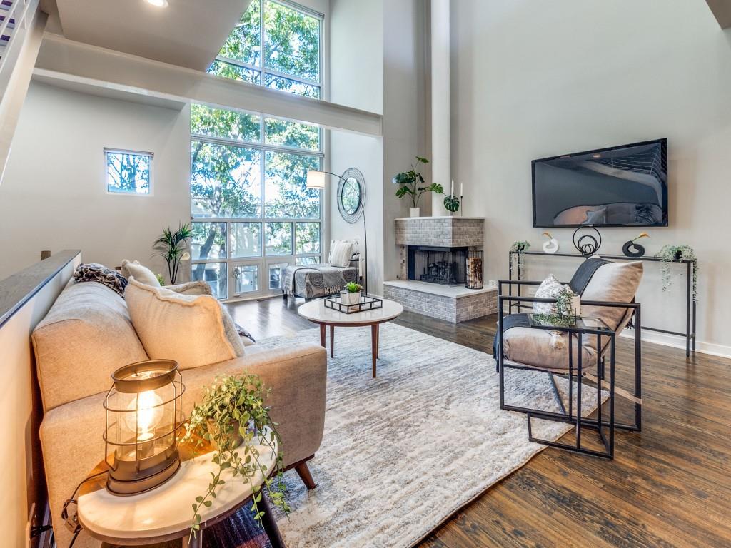 Parkwood Twnhms - Residential